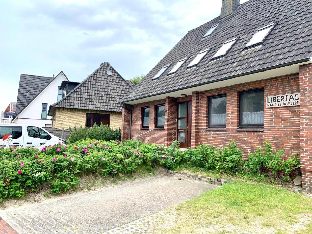 Ferienwohnung "Kreuz" Im Haus Libertas Sankt Peter-Ording Bagian luar foto